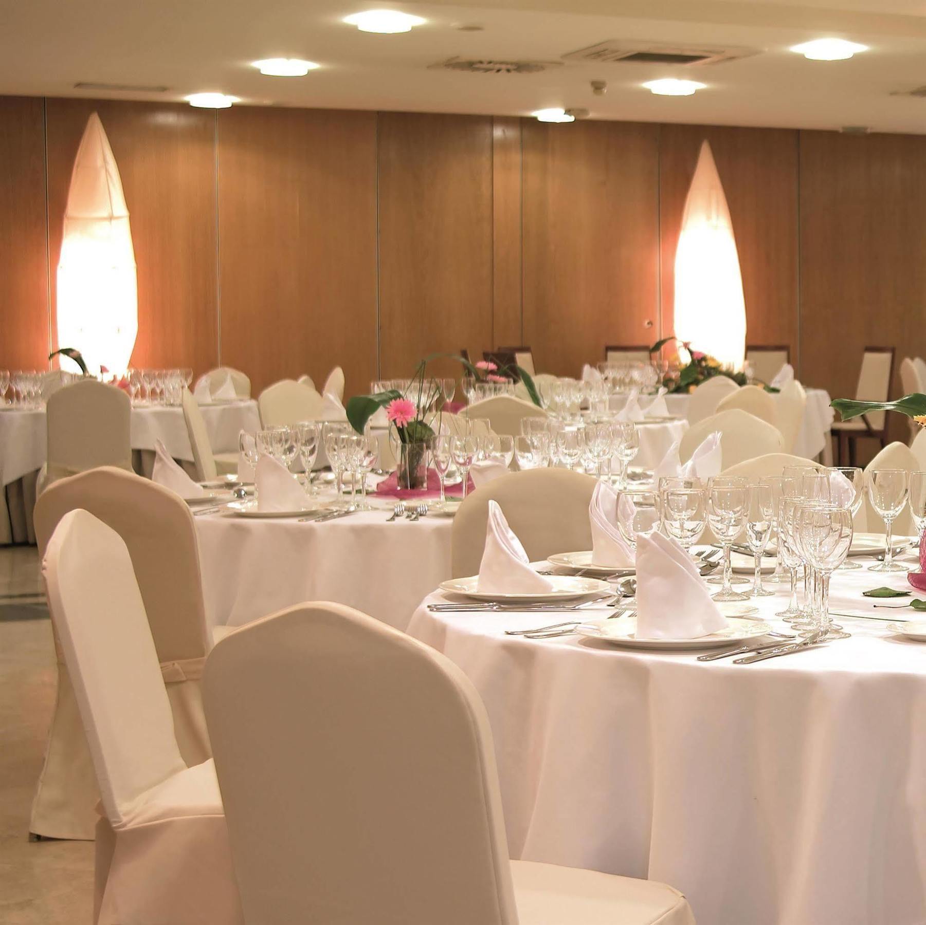 Hesperia Zaragoza Centro Hotel Ngoại thất bức ảnh